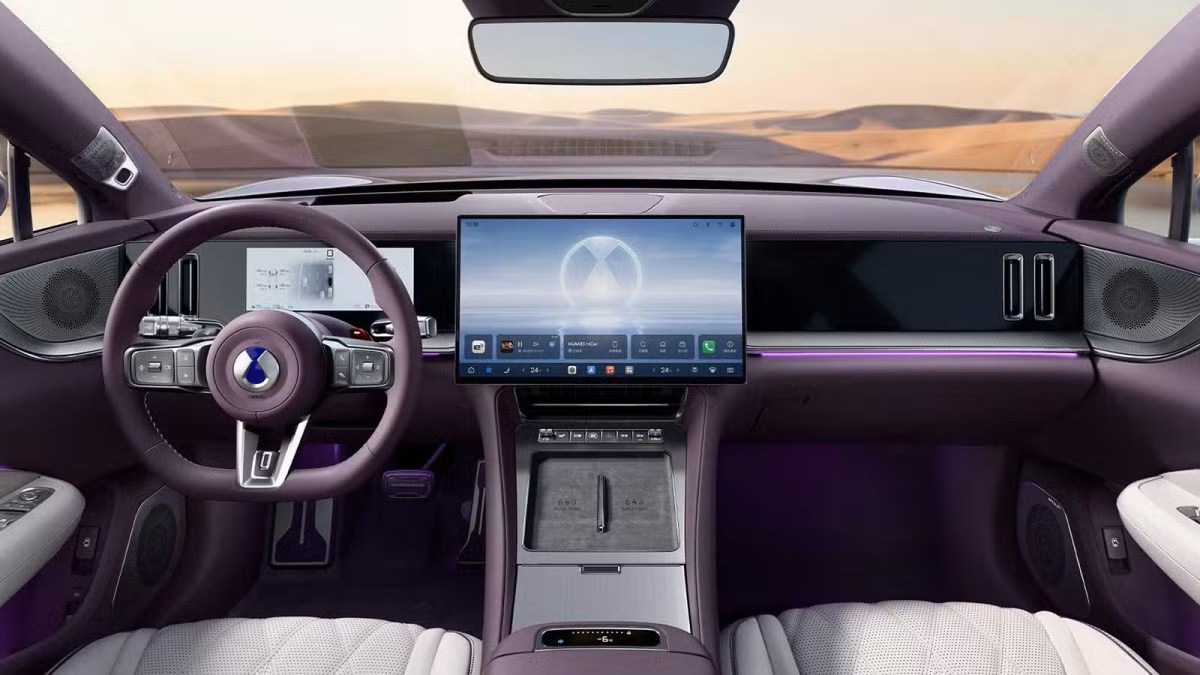 BYD Denza Z9S кидає виклик Xiaomi SU7: до 1100 км запасу ходу та 1194 к.с.