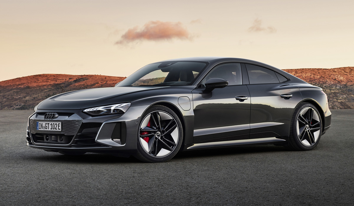 В компании Audi нескромно называют премьеру электроседана началом новой эры в истории марки